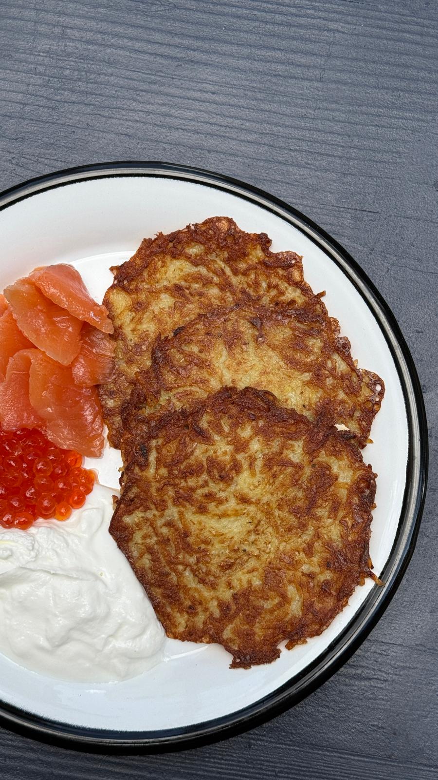 Draniki with sour cream and salmon